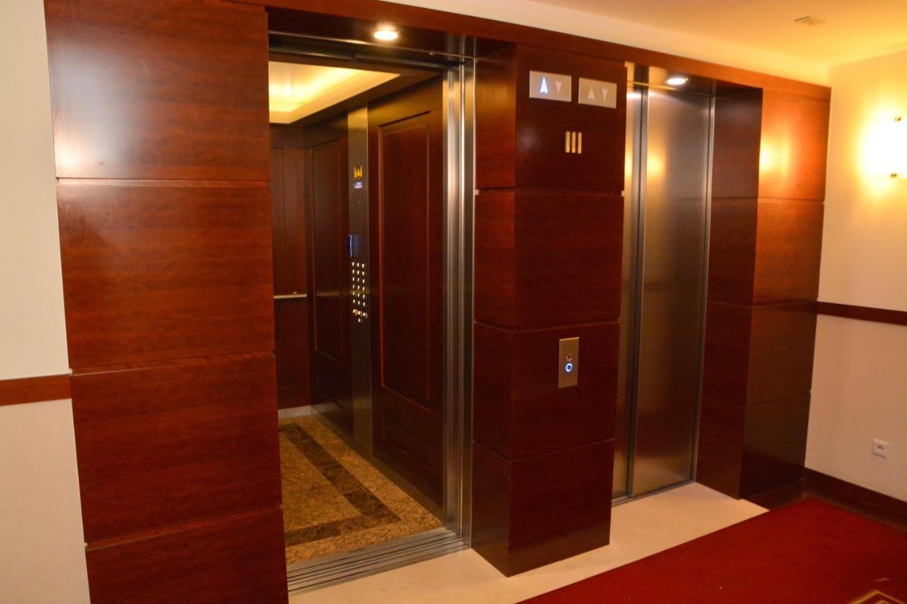 Azyl Apartments 华沙 外观 照片